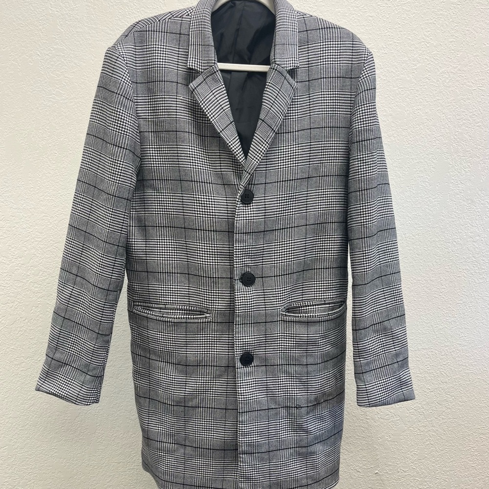 H&M Lined Black and White Plaid Blazer